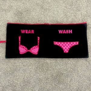 Wear/wash garment bag.